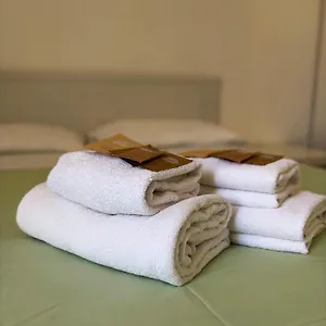 https://castelnuovo-rooms.palermohotels.org